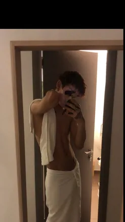 OnlyFans cuenta novvital header 2