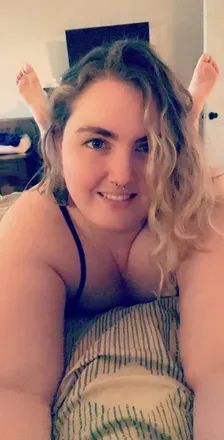 OnlyFans cuenta curvy_corn header 2