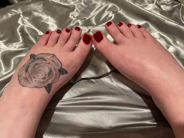 OnlyFans account  rose_xxx_x header 2