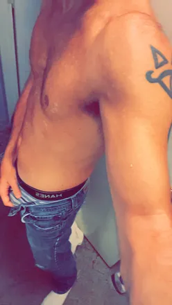 OnlyFans cuenta maathew header 2