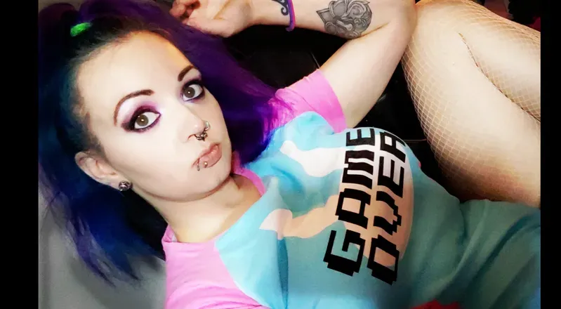 OnlyFans cuenta roguephoenix13 header 2