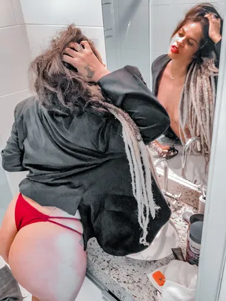 OnlyFans account  tmaiuscul0 avatar 1