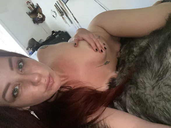 OnlyFans cuenta scorpionqueenbeevip header 2