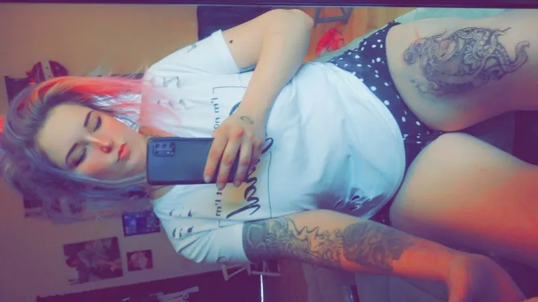 OnlyFans cuenta jacquiebby header 2