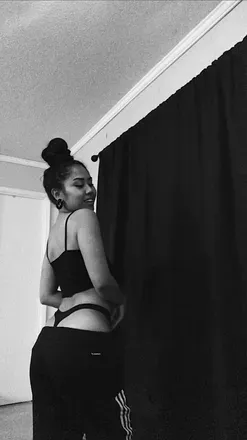 OnlyFans cuenta barbiejean header 2