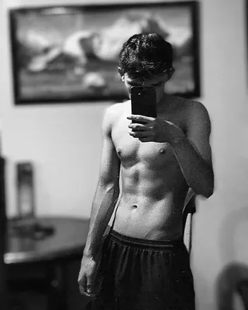 OnlyFans cuenta blanco_90 header 2