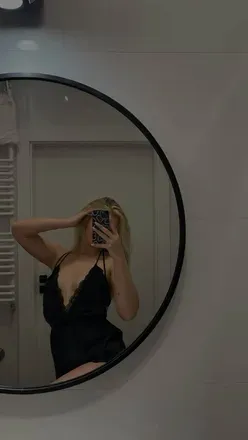 OnlyFans cuenta isisdarrechy avatar 1