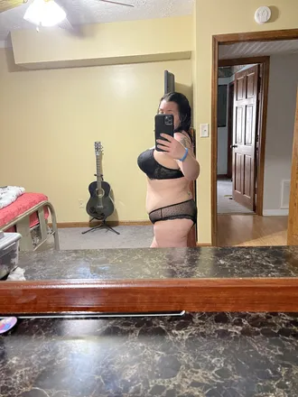 OnlyFans cuenta nikki697685 header 2
