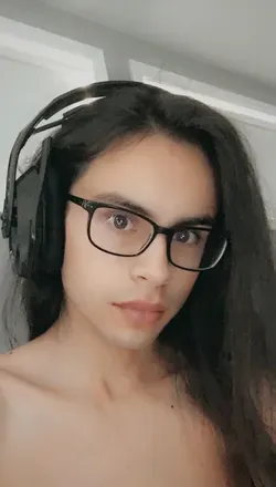 OnlyFans cuenta femboymort avatar 1