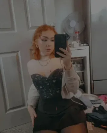 OnlyFans cuenta hollyj123 avatar 1