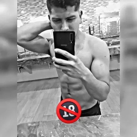 OnlyFans cuenta adrianbonilla22 avatar 1