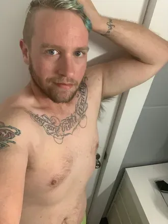 OnlyFans cuenta mikey1393 avatar 1