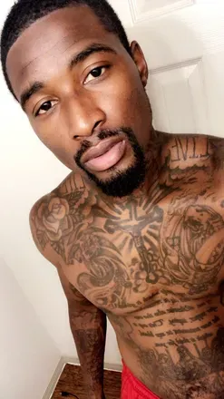 OnlyFans cuenta justcurious18 header 2