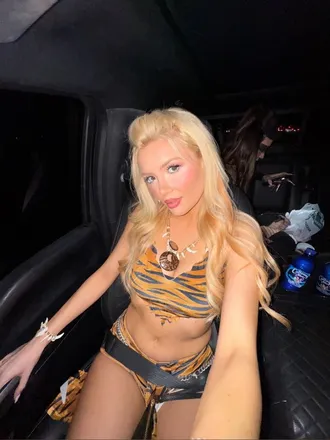 OnlyFans cuenta elainaa header 2