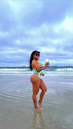 OnlyFans account  karolsallesofc avatar 1