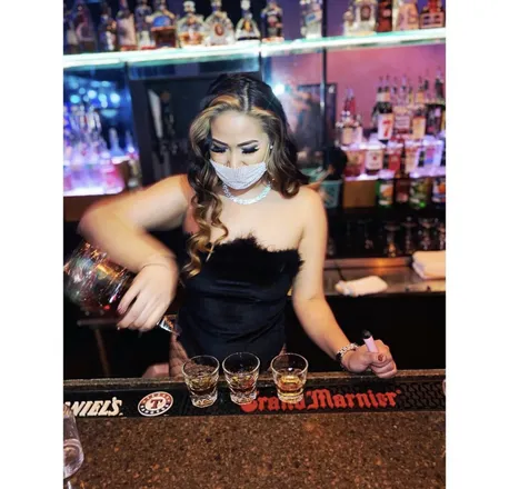OnlyFans cuenta quinn_noir header 2