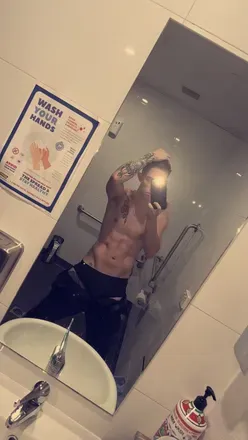 OnlyFans cuenta tattooedtop avatar 1