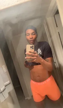 OnlyFans cuenta hyfriloveswagg avatar 1