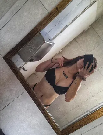OnlyFans cuenta shirley.ssxg header 2