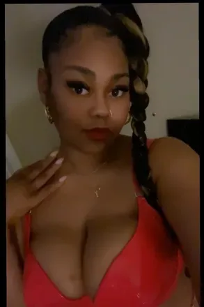 OnlyFans account  urfavedee avatar 1