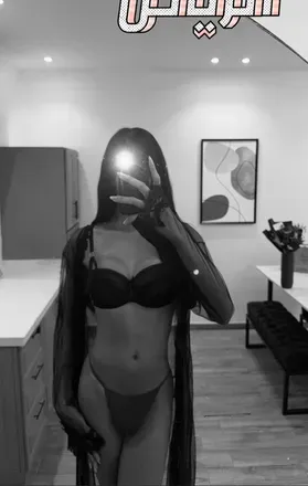 OnlyFans cuenta lara-crof avatar 1