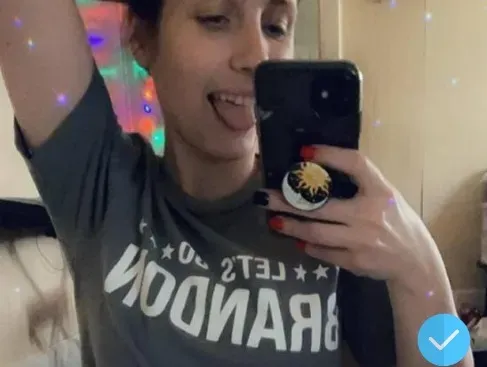OnlyFans cuenta littleprincesskiki avatar 1