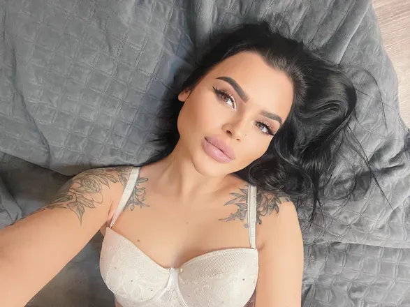 OnlyFans cuenta itsryarose avatar 1