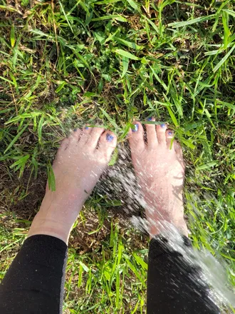 OnlyFans cuenta bossladybearfeet header 2