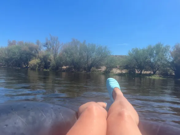 OnlyFans cuenta feetqueenz21 header 2