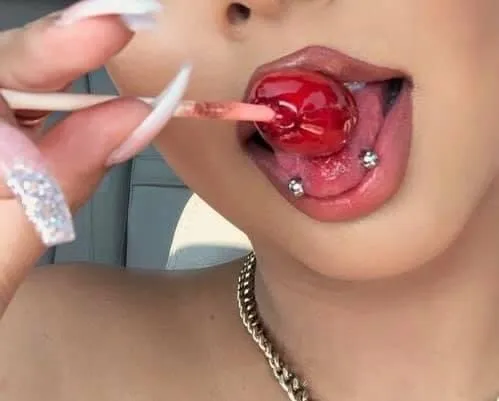 OnlyFans account  dnilla header 2
