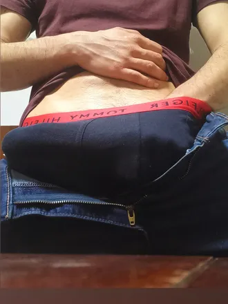 OnlyFans cuenta julian_moore header 2