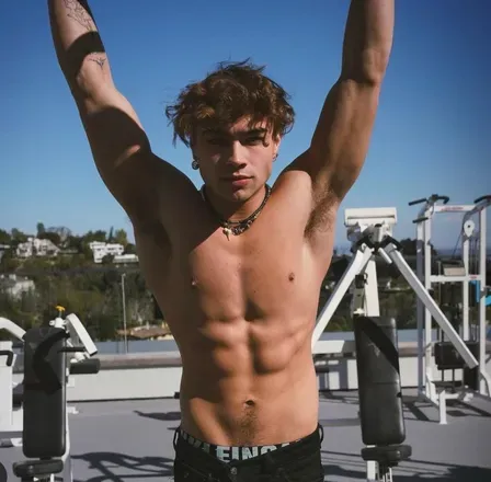 OnlyFans account  kshredz avatar 1