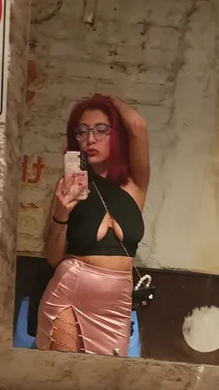 OnlyFans cuenta carlyr18 avatar 1