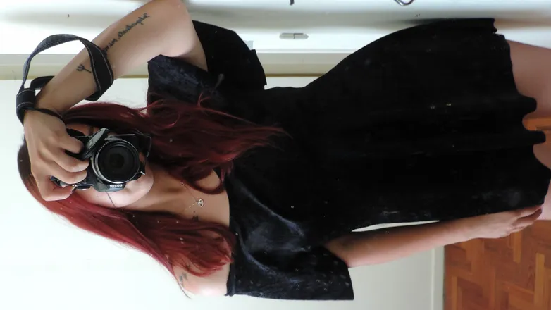 OnlyFans account  emmacai header 2