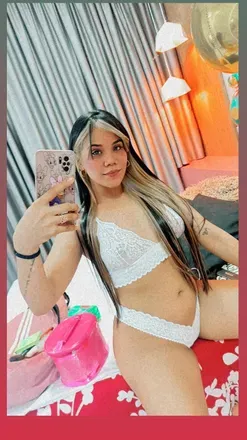 OnlyFans cuenta karollvelez header 2