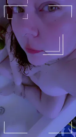 OnlyFans cuenta ladynev header 2