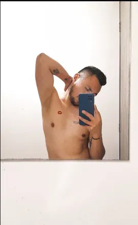 OnlyFans cuenta cesarmedina03 avatar 1