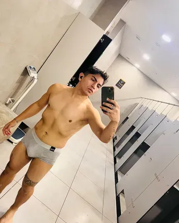 OnlyFans cuenta francxxx_96 header 2