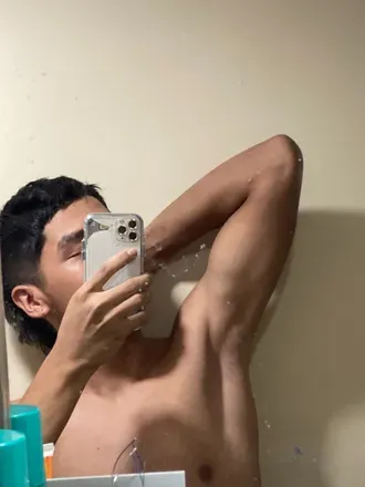 OnlyFans cuenta avilhur avatar 1