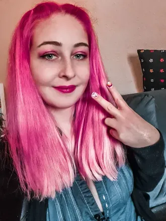 OnlyFans cuenta sally_war_ihr_name avatar 1