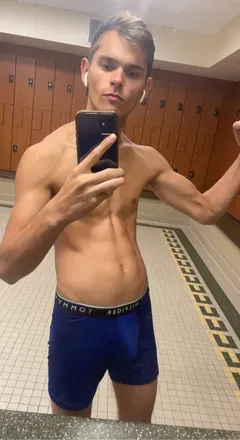OnlyFans cuenta lukemarx5 header 2