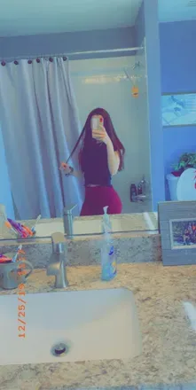 OnlyFans account  princessrayroo avatar 1
