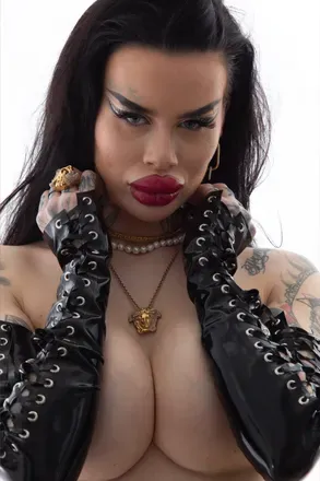 OnlyFans cuenta fetischbarbie avatar 1