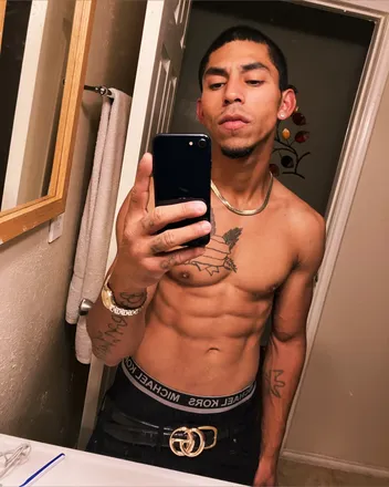 OnlyFans cuenta bullet2thehead header 2