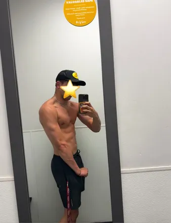 OnlyFans cuenta maxy_arn header 2
