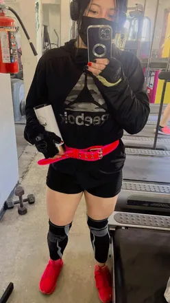 OnlyFans cuenta u229267013 header 2