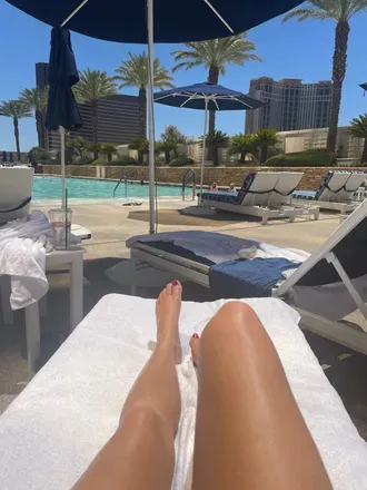 OnlyFans account  callimay avatar 1