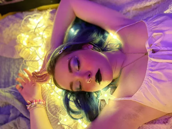 OnlyFans cuenta vampirekiss3s header 2