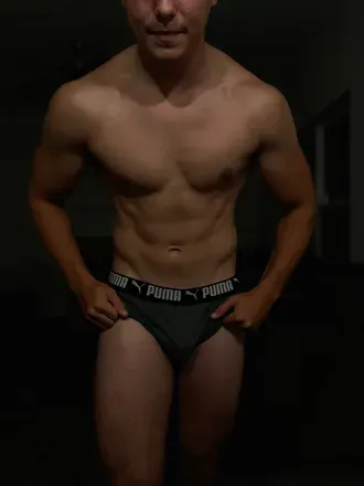 OnlyFans account  prettyboy71 header 2