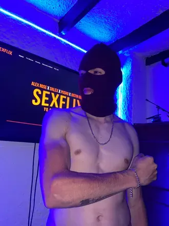 OnlyFans cuenta isaza_6915 avatar 1